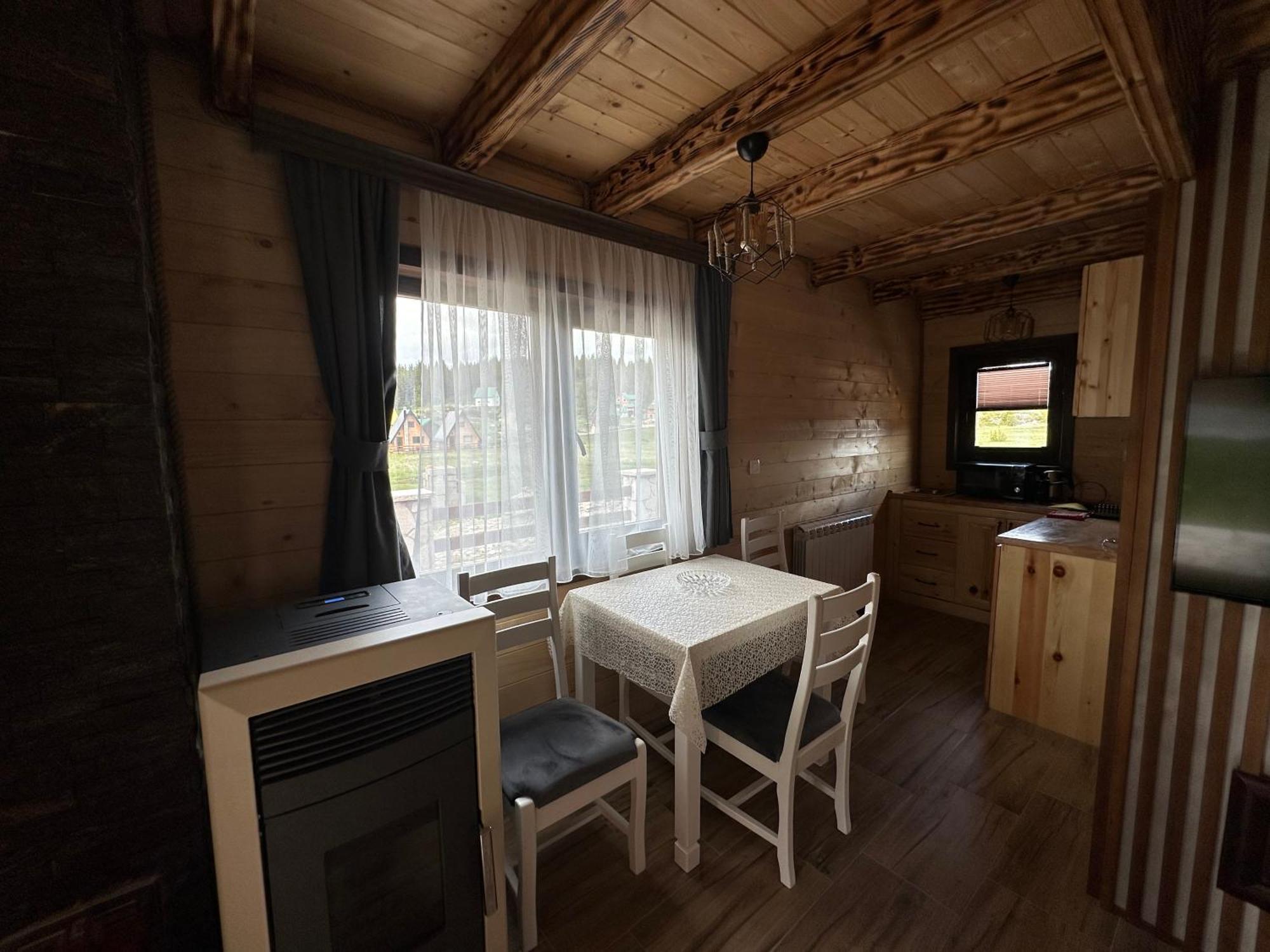 Zagrad Homes In Zabljak 部屋 写真