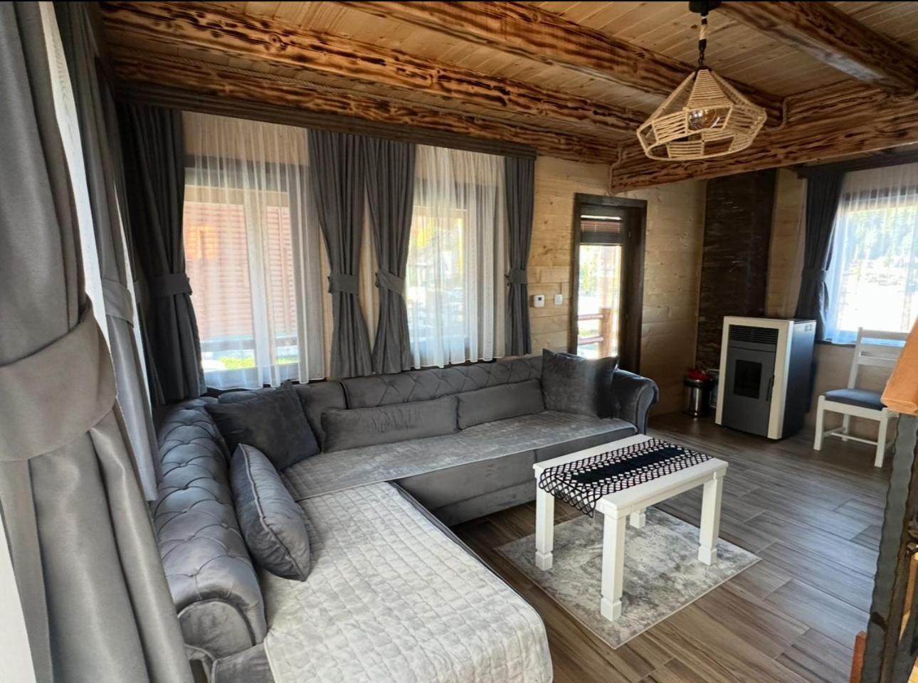 Zagrad Homes In Zabljak エクステリア 写真